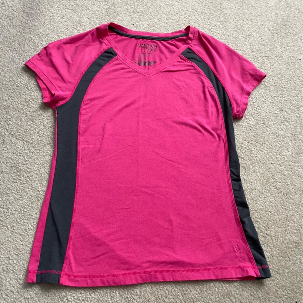 ⏫ Danskin V-Neck Active Tee T-shirt